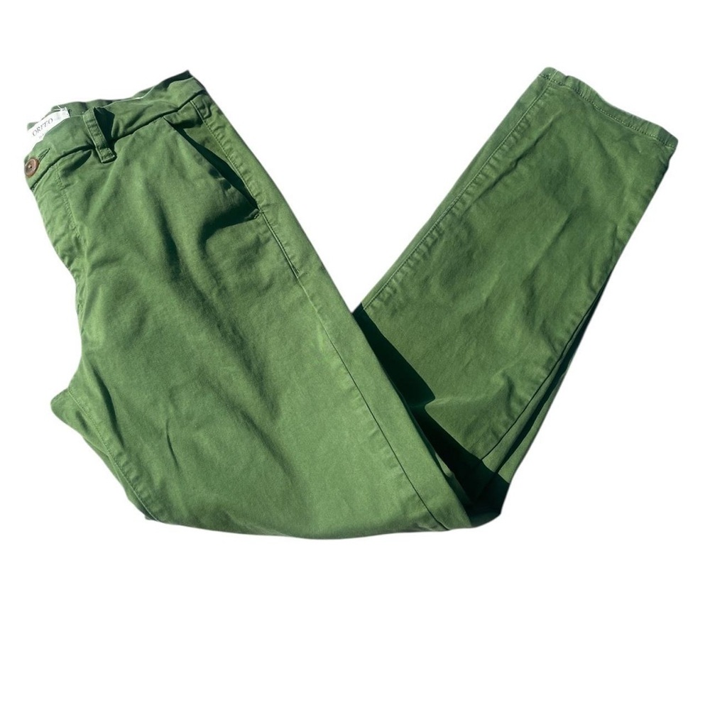 Women's Green Chinos Pants‎ Cotton Blend
Tailored Fit size 27 by ORFEO Paris
